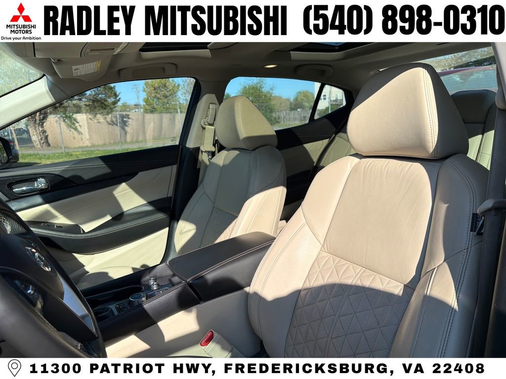Used 2019 Nissan Maxima Platinum w/ Illumination Package image 2