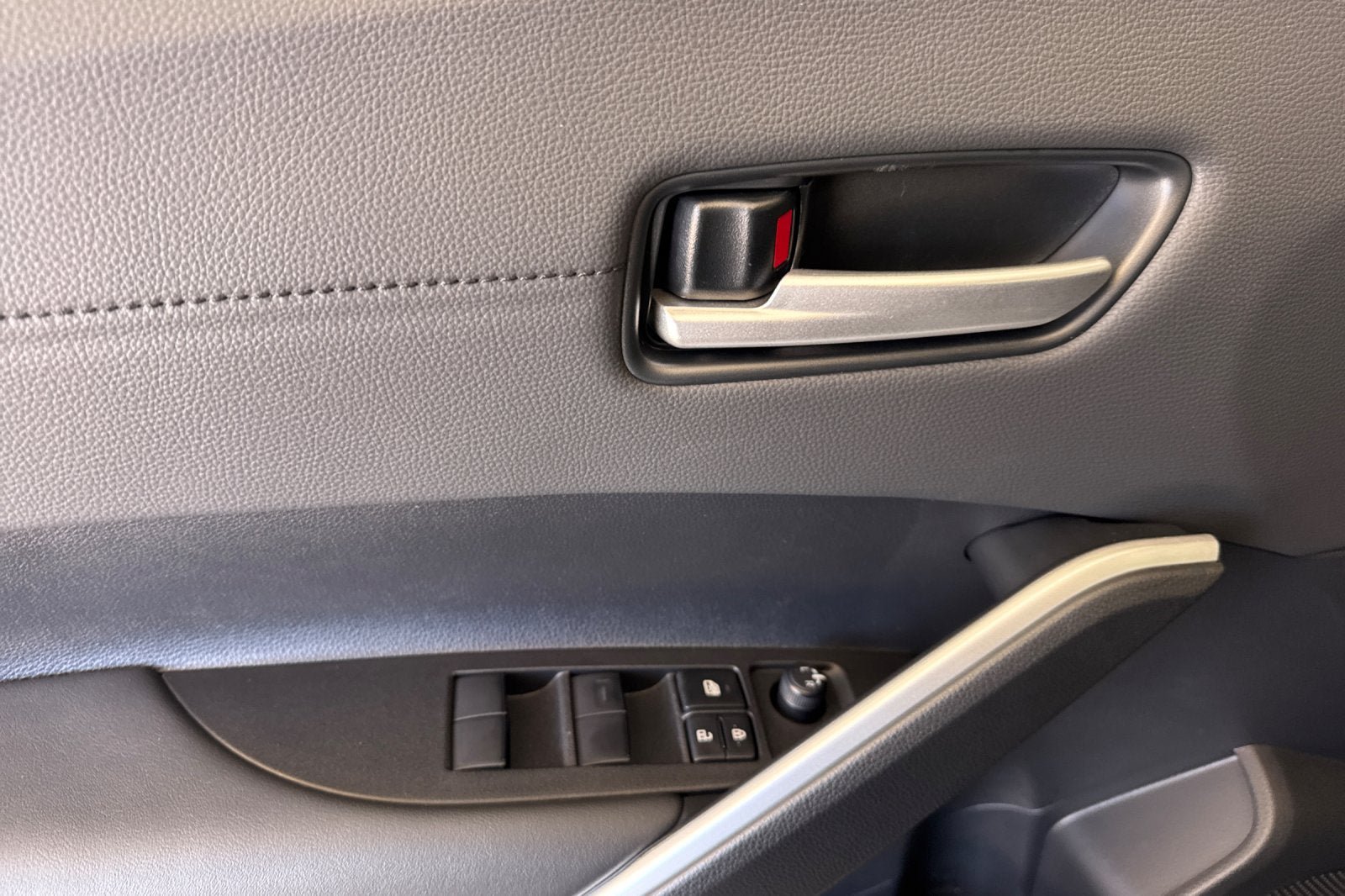 New 2026 Toyota Corolla Cross XLE w/ Convenience Package FWD image 50