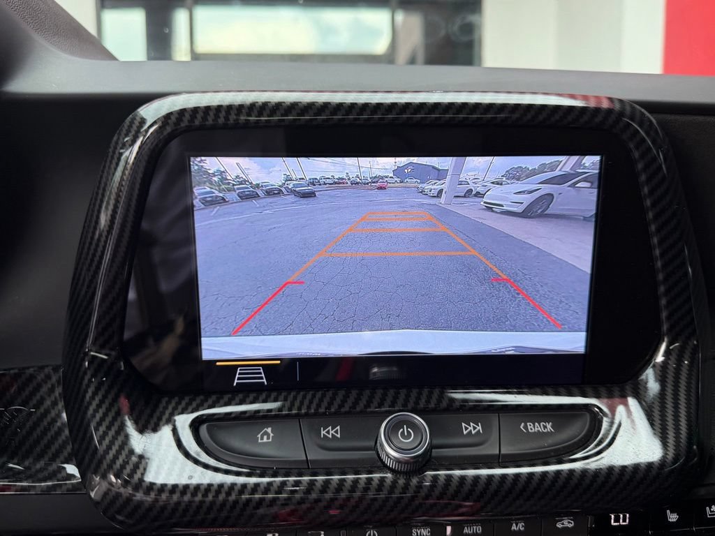 Used 2019 Chevrolet Camaro ZL1 RWD image 18