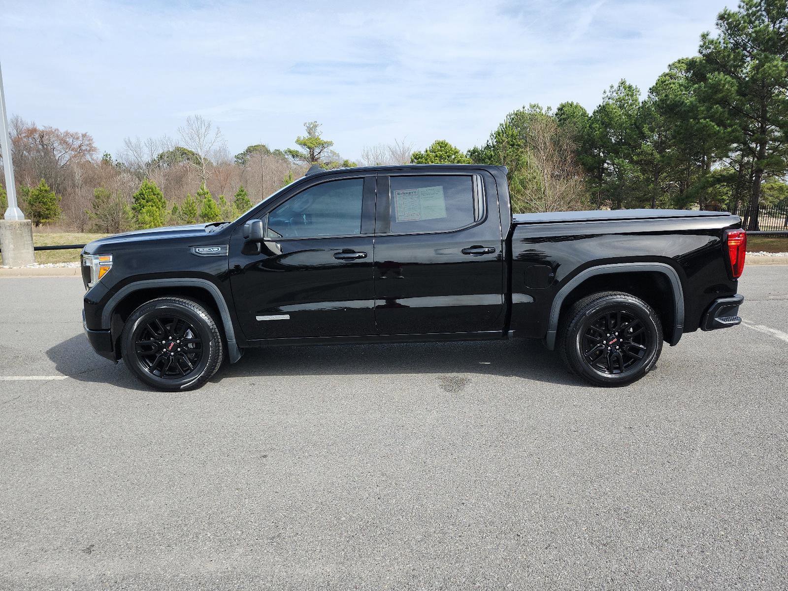 Used 2021 GMC Sierra 1500 Elevation image 2