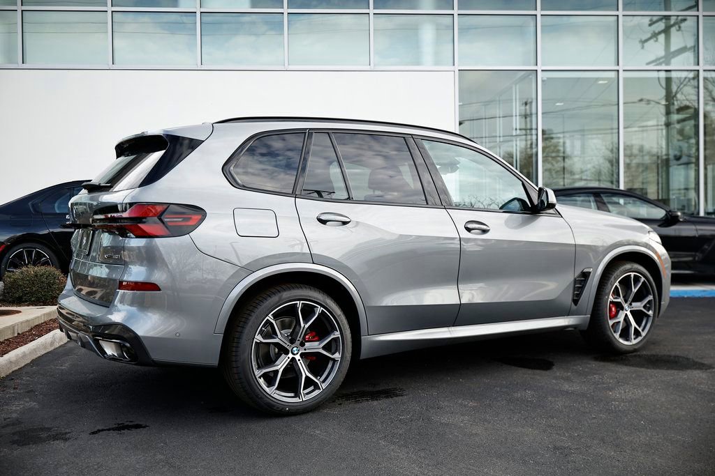 New 2026 BMW X5 xDrive40i w/ M Sport Package image 7