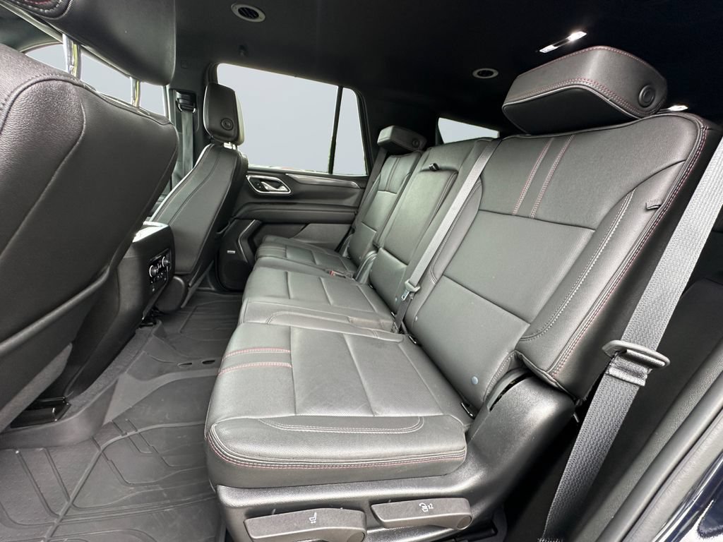 Used 2023 Chevrolet Tahoe RST w/ Luxury Package AWD/4WD image 13