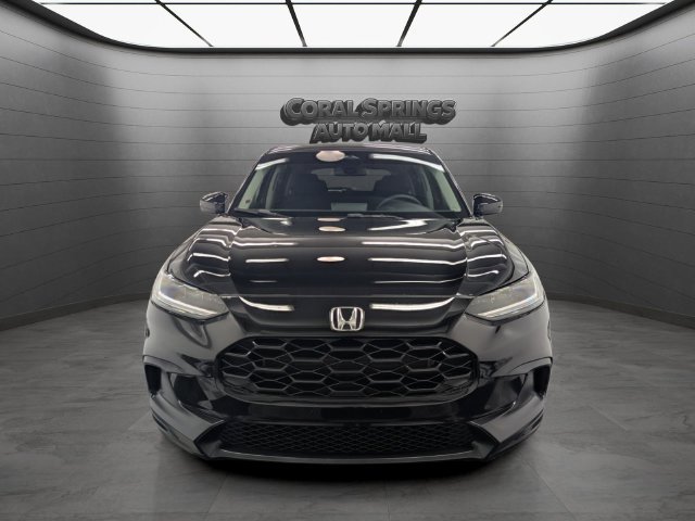 Used 2025 Honda HR-V LX image 2
