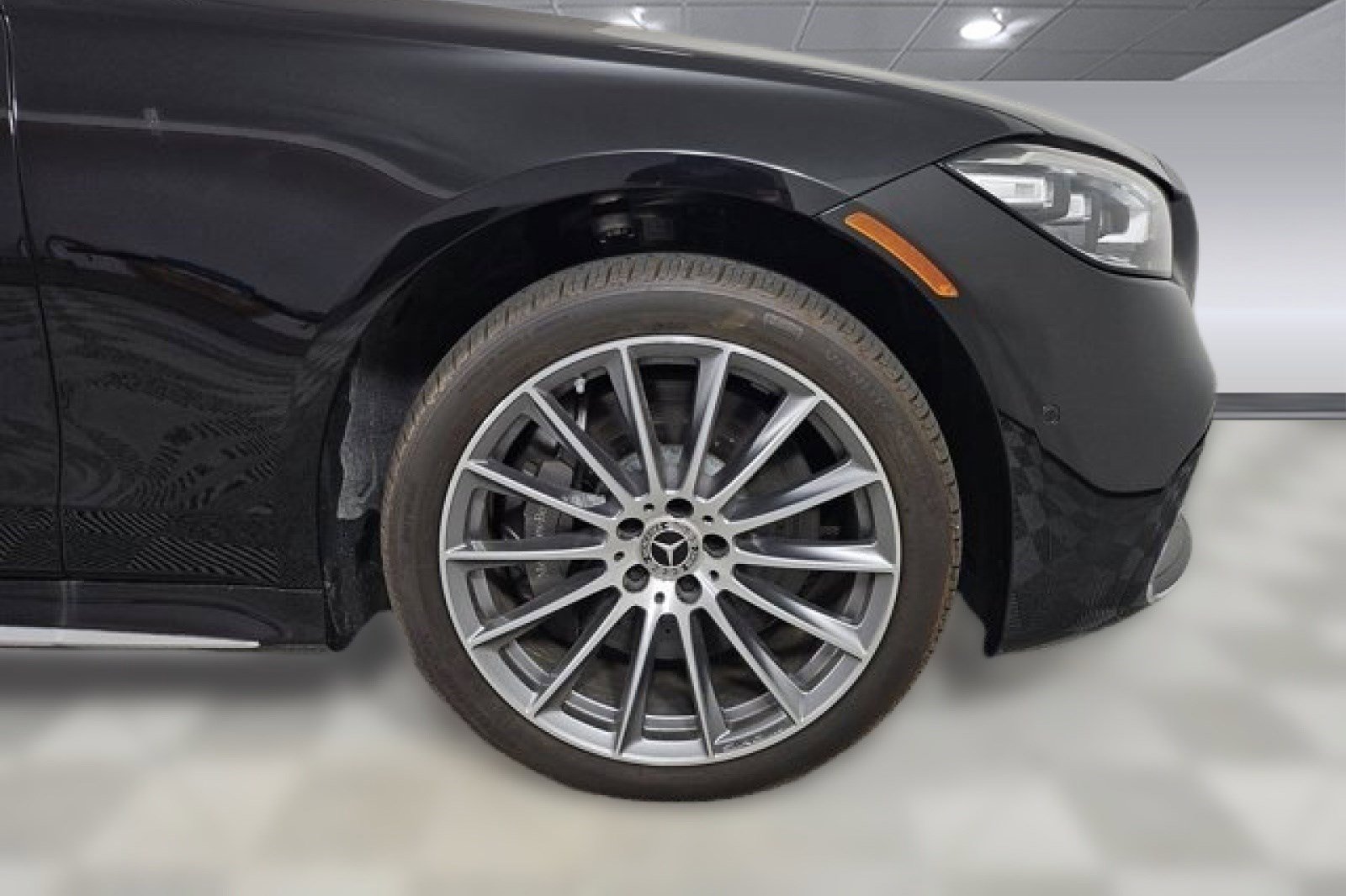 New 2024 Mercedes-Benz S 500 4MATIC image 10