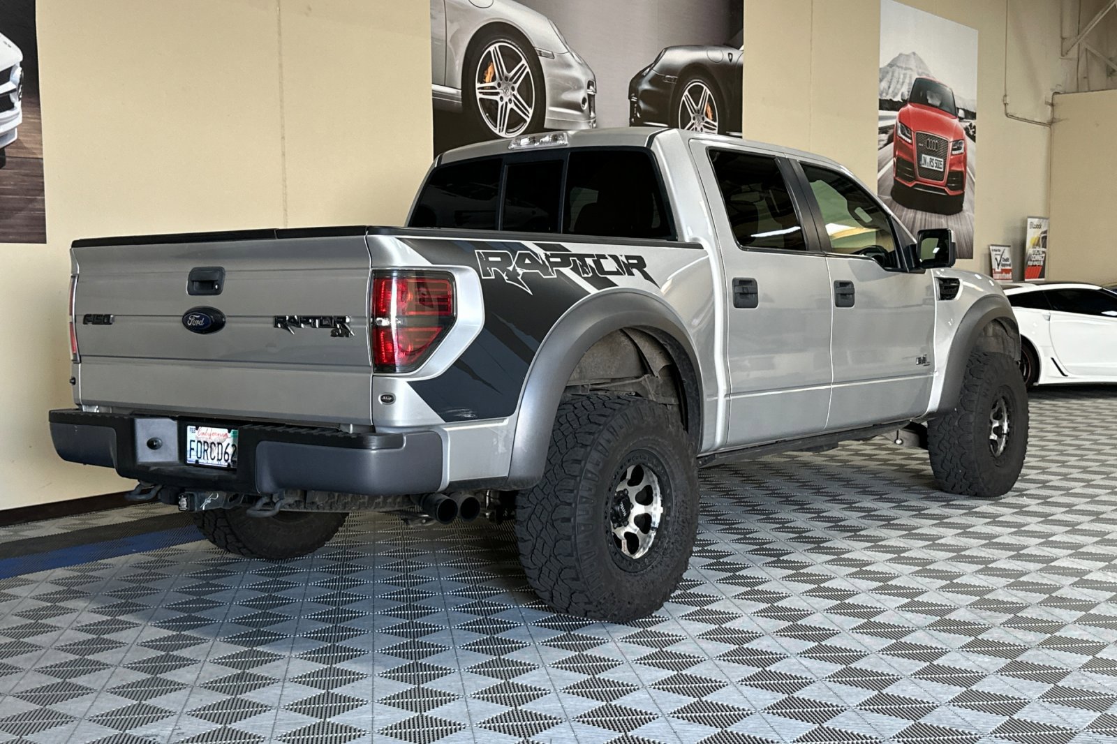 Used 2012 Ford F150 Raptor w/ Raptor Luxury Pkg image 4