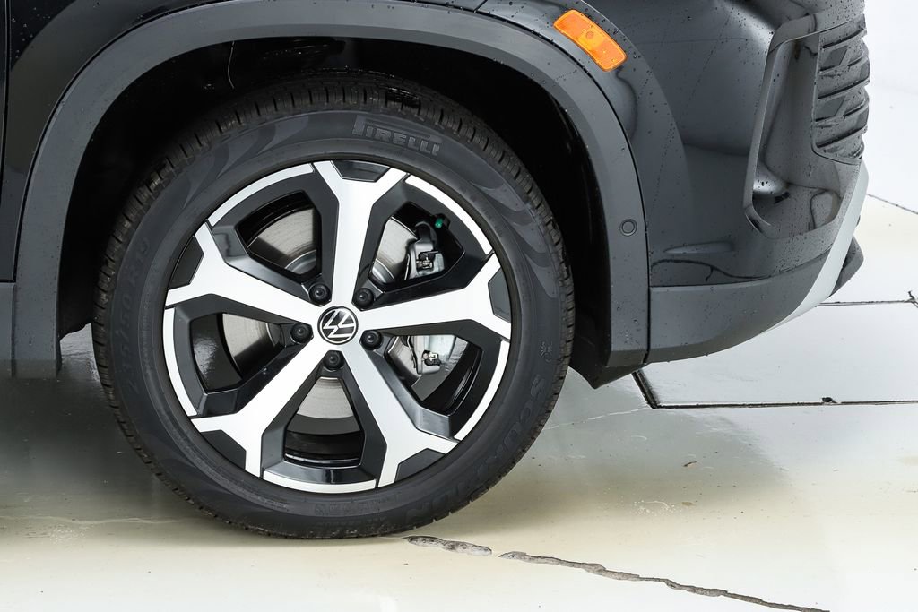 New 2026 Volkswagen Tiguan SE image 14