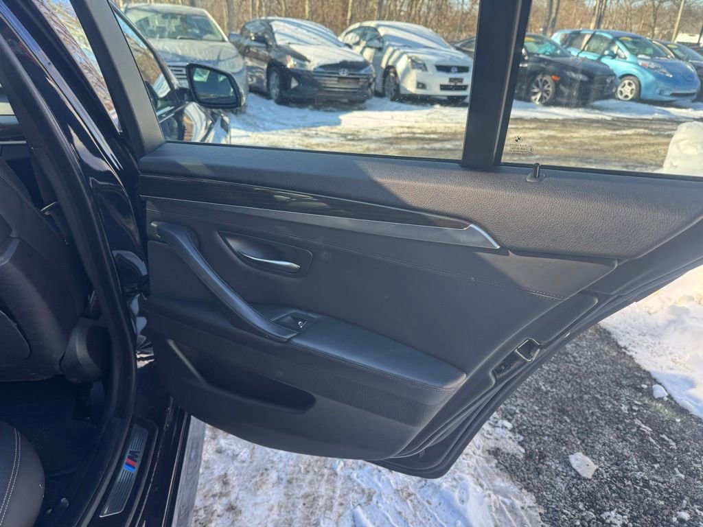 Used 2015 BMW 535i xDrive Sedan image 25