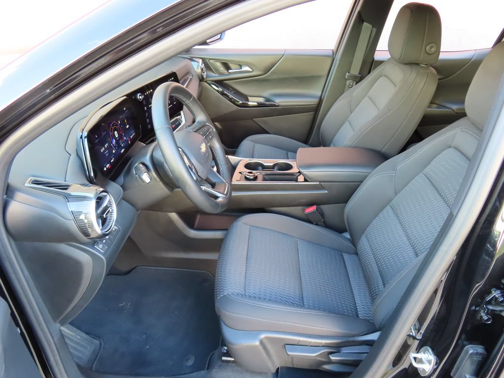 Certified 2026 Chevrolet Equinox LT w/ Safety and Technology Package AWD/4WD image 22