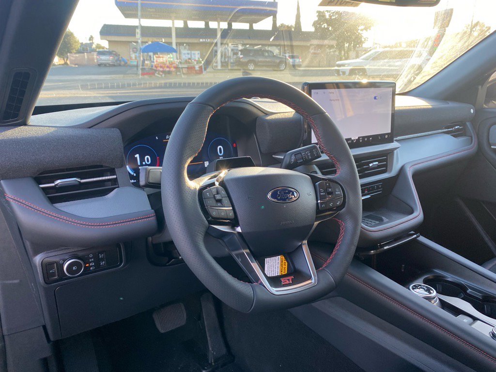 New 2025 Ford Explorer ST image 23