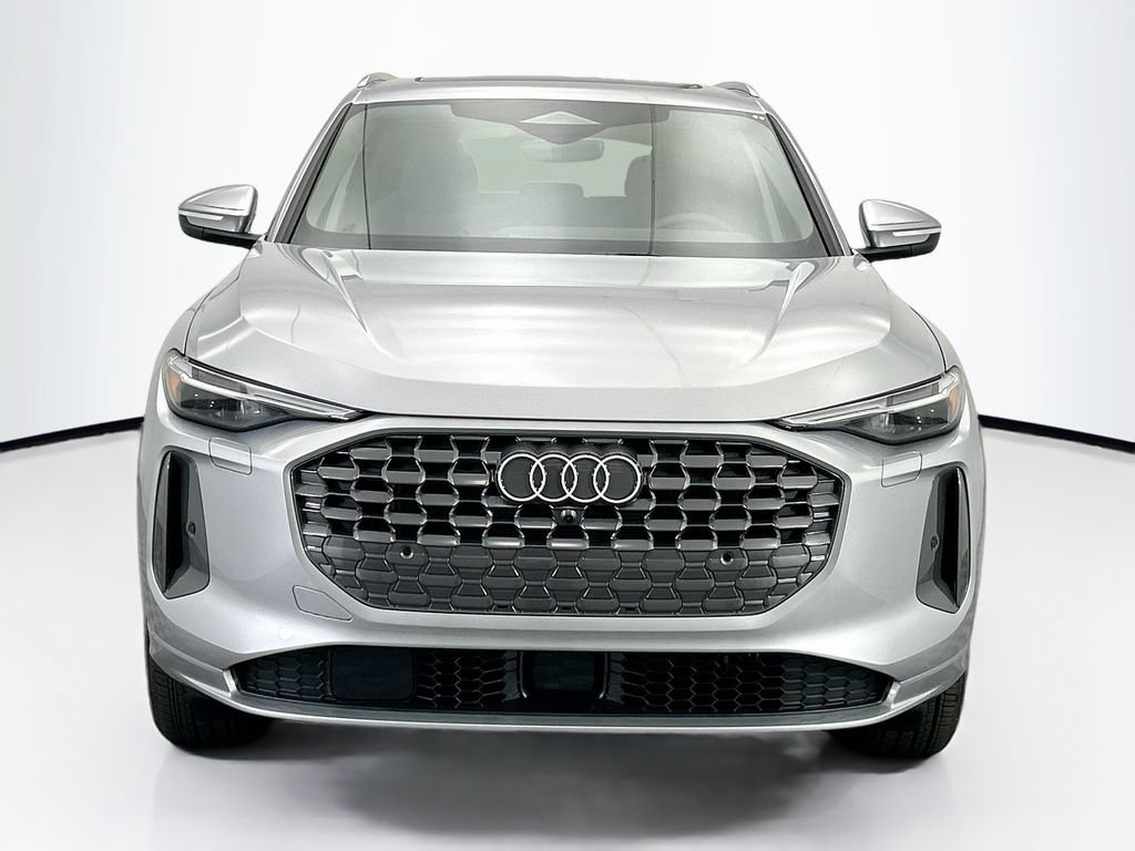 Certified 2025 Audi Q5 Premium w/ Premium Plus AWD/4WD image 2