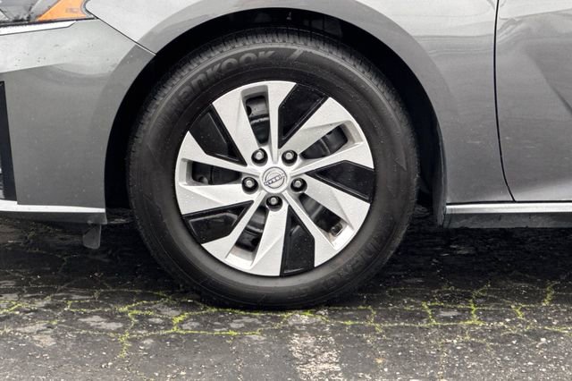 Used 2025 Nissan Altima 2.5 S image 29