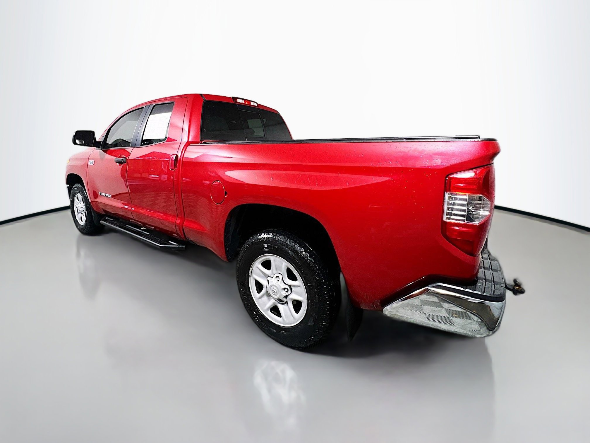 Used 2014 Toyota Tundra SR5 w/ SR5 Upgrade Package AWD/4WD image 6