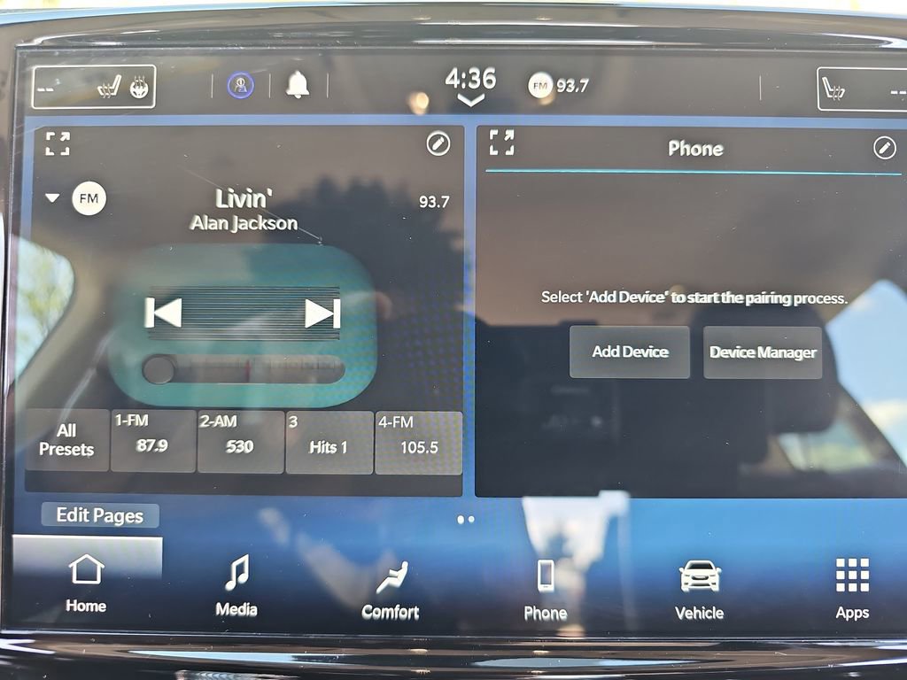 Certified 2024 Chrysler Pacifica Touring-L FWD image 25