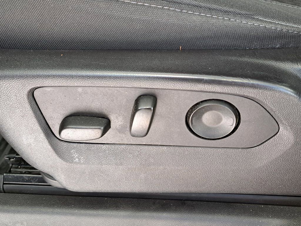 Used 2024 Chevrolet Silverado 1500 Custom image 22