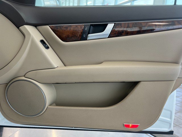 Used 2013 Mercedes-Benz C 300 4MATIC Sedan image 16