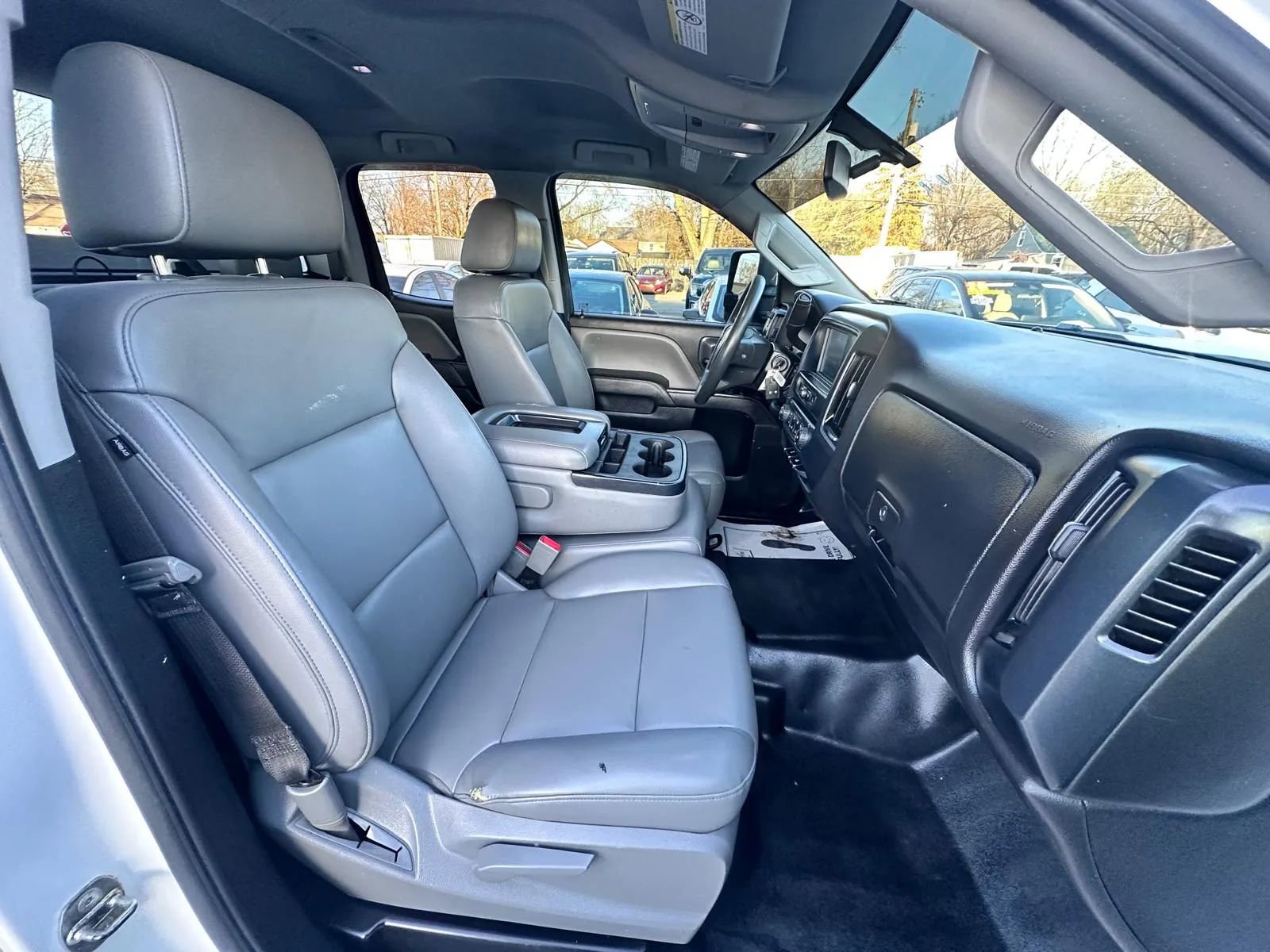 Used 2019 Chevrolet Silverado 2500 W/T w/ WT Convenience Package image 11