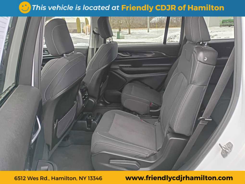 Used 2023 Jeep Grand Cherokee L Laredo w/ Luxury Tech Group I image 12