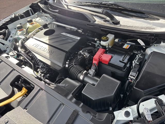 Used 2023 Nissan Rogue SL w/ SL Premium Package image 16