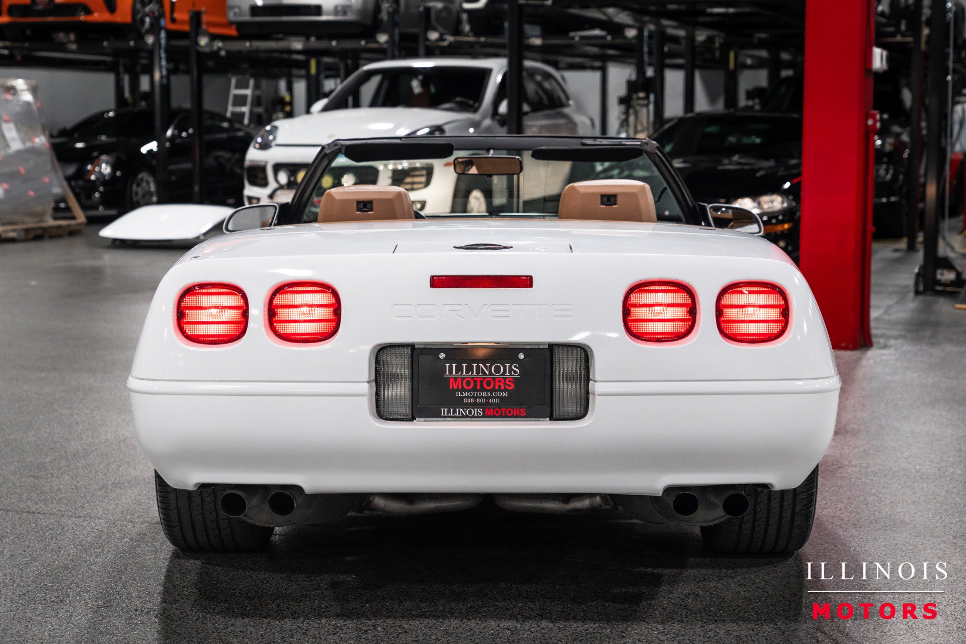Used 1991 Chevrolet Corvette Convertible RWD image 4