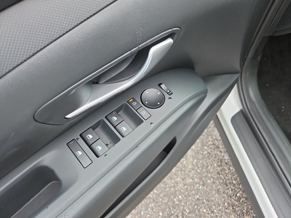New 2026 Hyundai Tucson SEL Plus FWD image 18