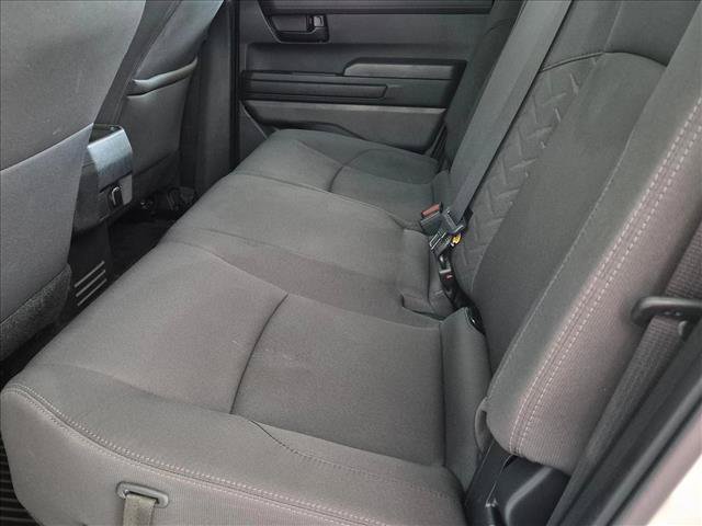 Used 2024 Toyota Tacoma SR5 AWD/4WD image 17