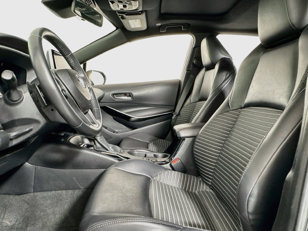 Used 2024 Toyota Corolla XSE FWD image 10