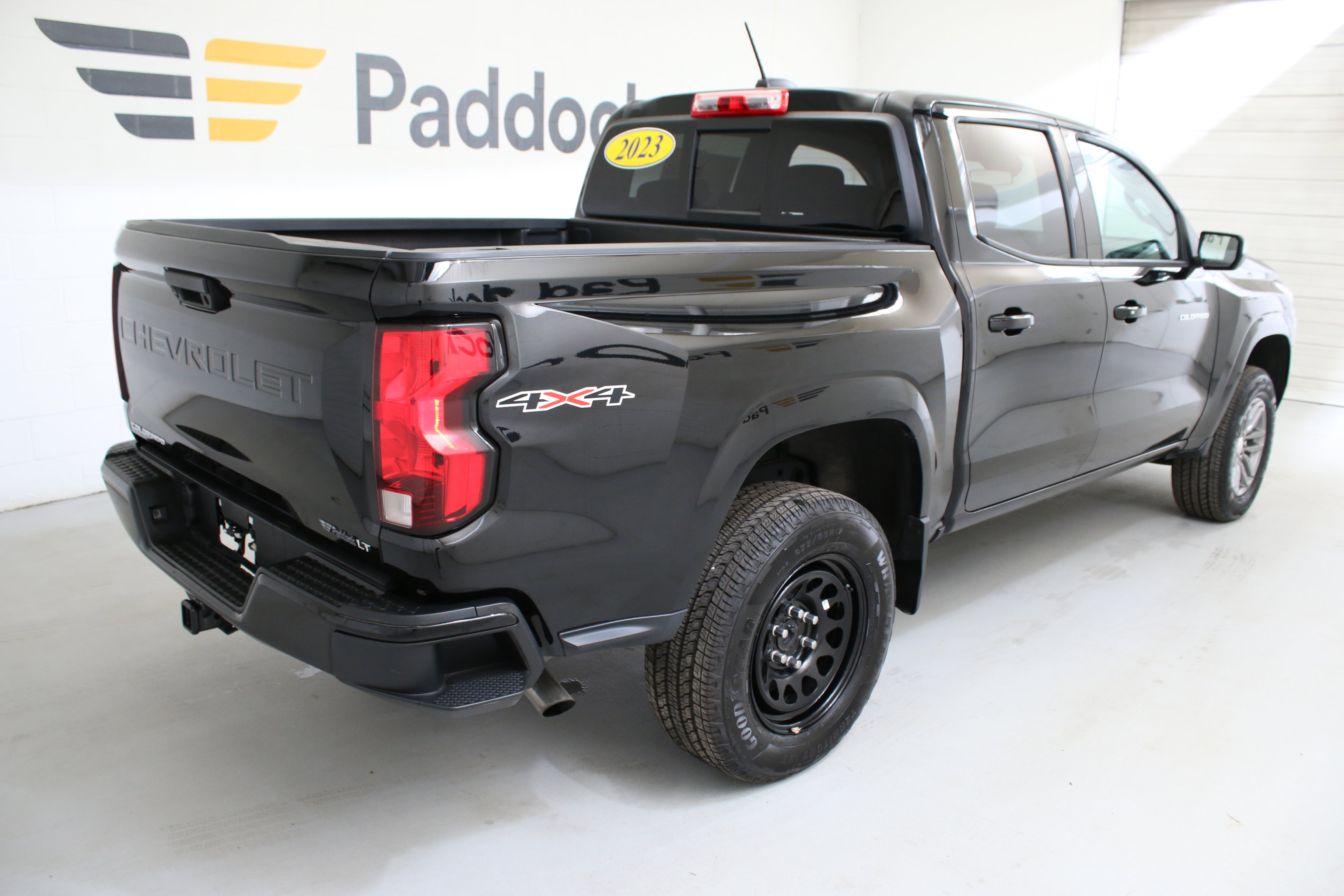 Used 2023 Chevrolet Colorado LT w/ LT Convenience Package AWD/4WD image 9