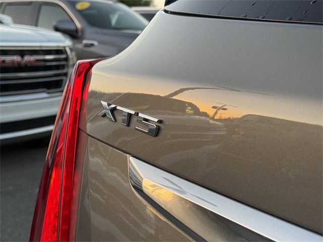 Used 2017 Cadillac XT5 Luxury image 11