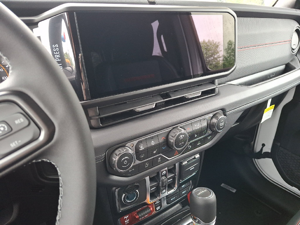 New 2026 Jeep Gladiator Rubicon AWD/4WD image 16