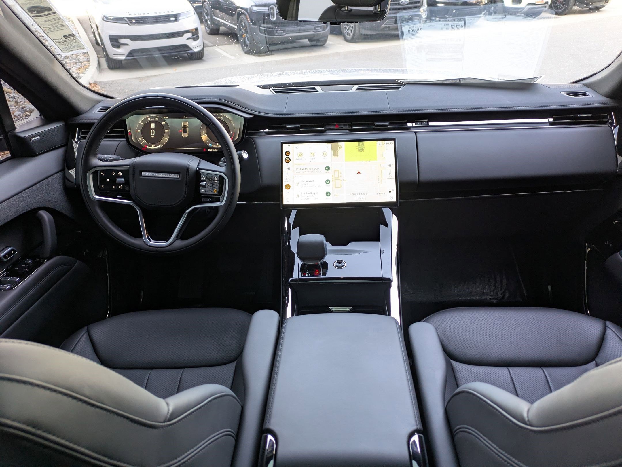 Used 2025 Land Rover Range Rover Sport SE image 28