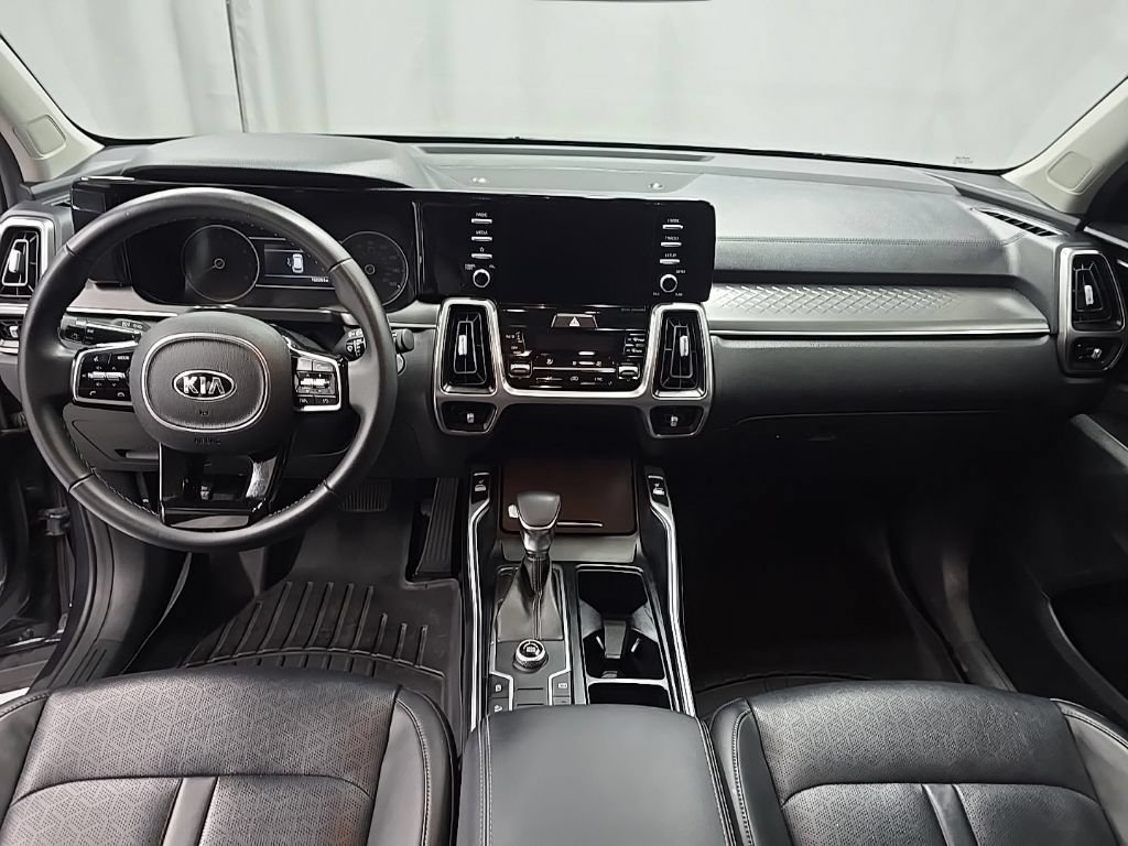 Used 2021 Kia Sorento S FWD image 25