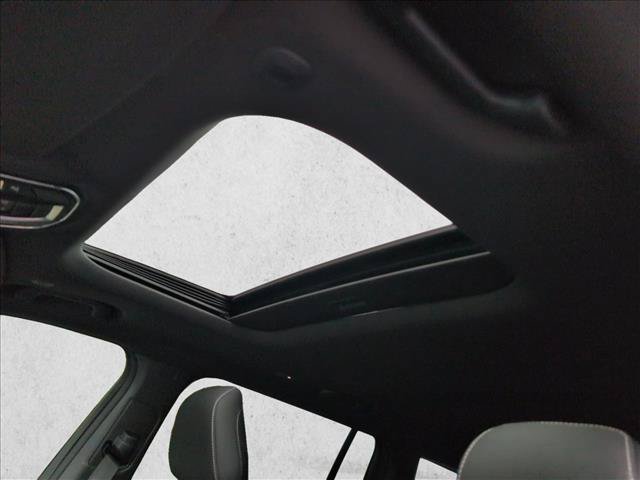 Used 2025 Jeep Grand Cherokee L Laredo RWD image 16