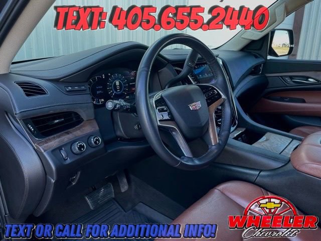 Used 2017 Cadillac Escalade Premium Luxury image 23