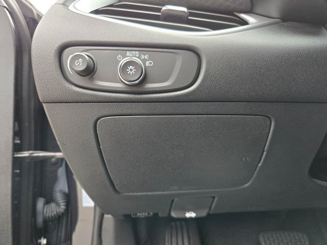 Used 2023 Chevrolet Malibu LT image 17