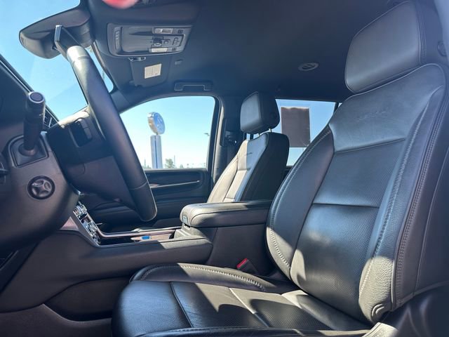 Used 2024 GMC Yukon XL Denali image 10