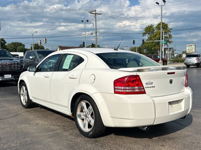 Used 2009 Dodge Avenger R/T FWD image 8