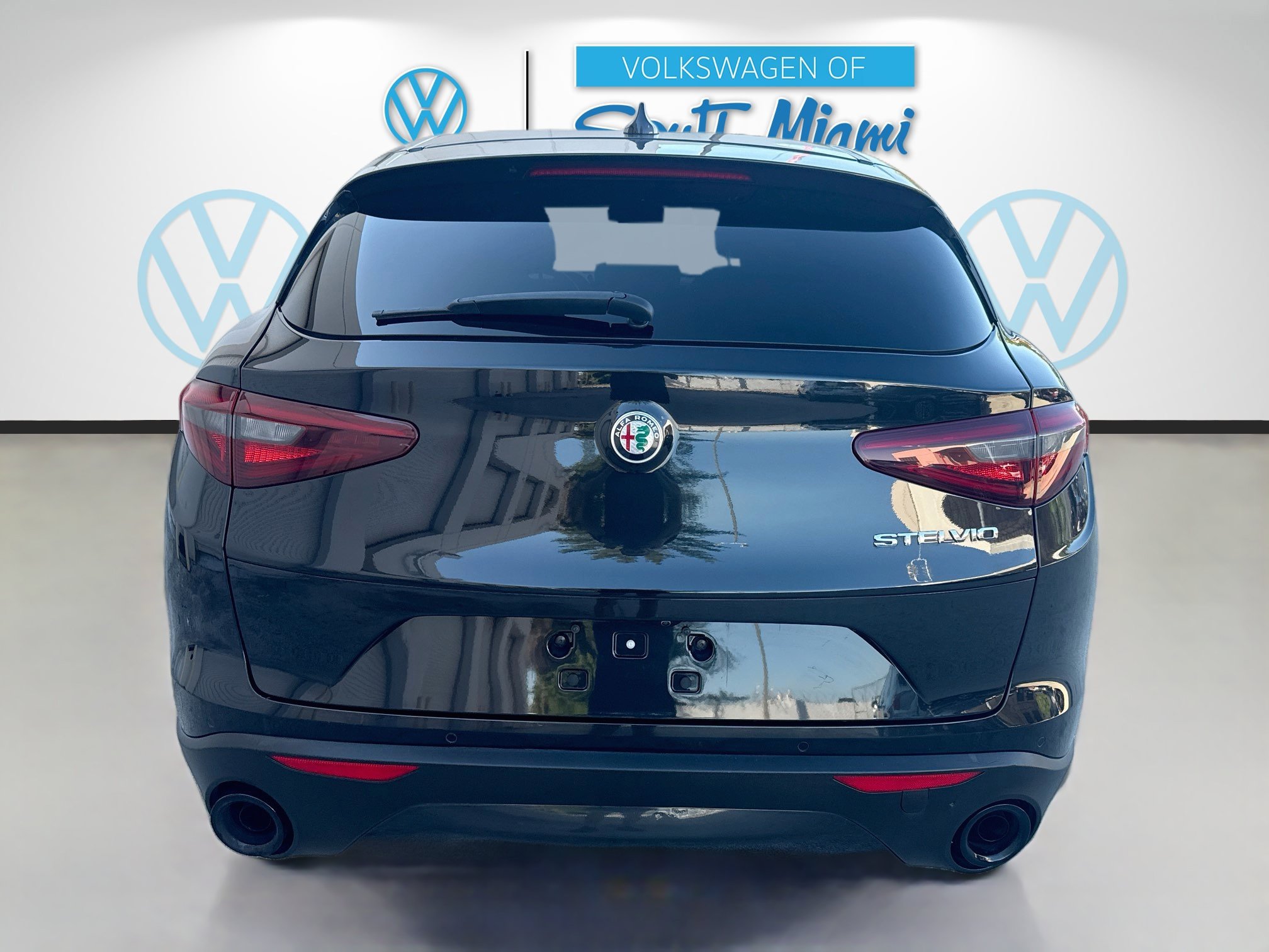 Used 2023 Alfa Romeo Stelvio Sprint RWD image 6
