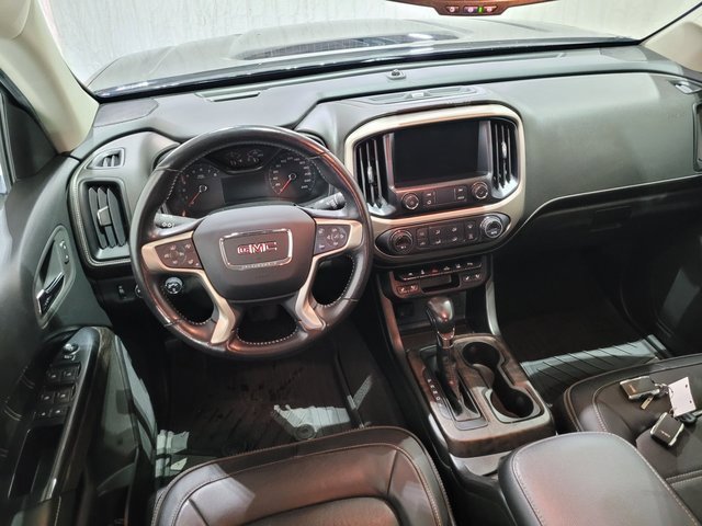 Used 2022 GMC Canyon Denali image 4