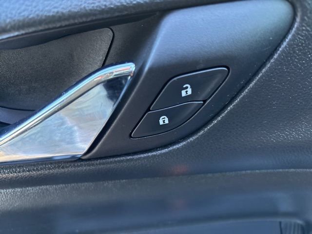 Used 2018 GMC Acadia SLT w/ LPO, Cargo Package image 14