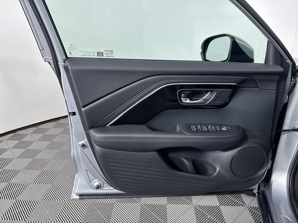 Used 2025 Acura ADX FWD image 24