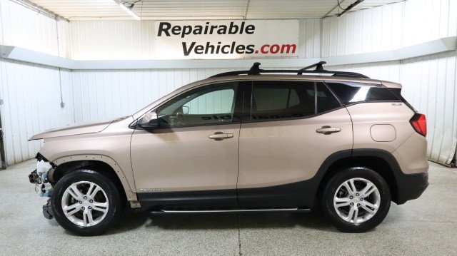 Used 2018 GMC Terrain SLE w/ Driver Convenience Package image 1