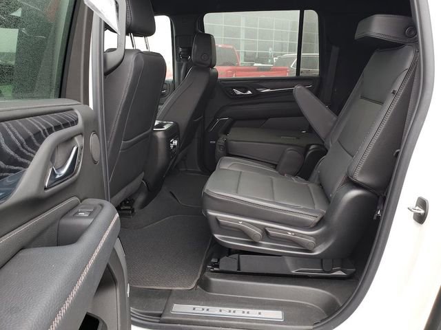 Used 2023 GMC Yukon XL Denali image 28