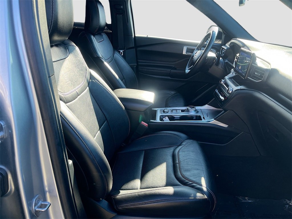 Used 2020 Ford Explorer ST image 31