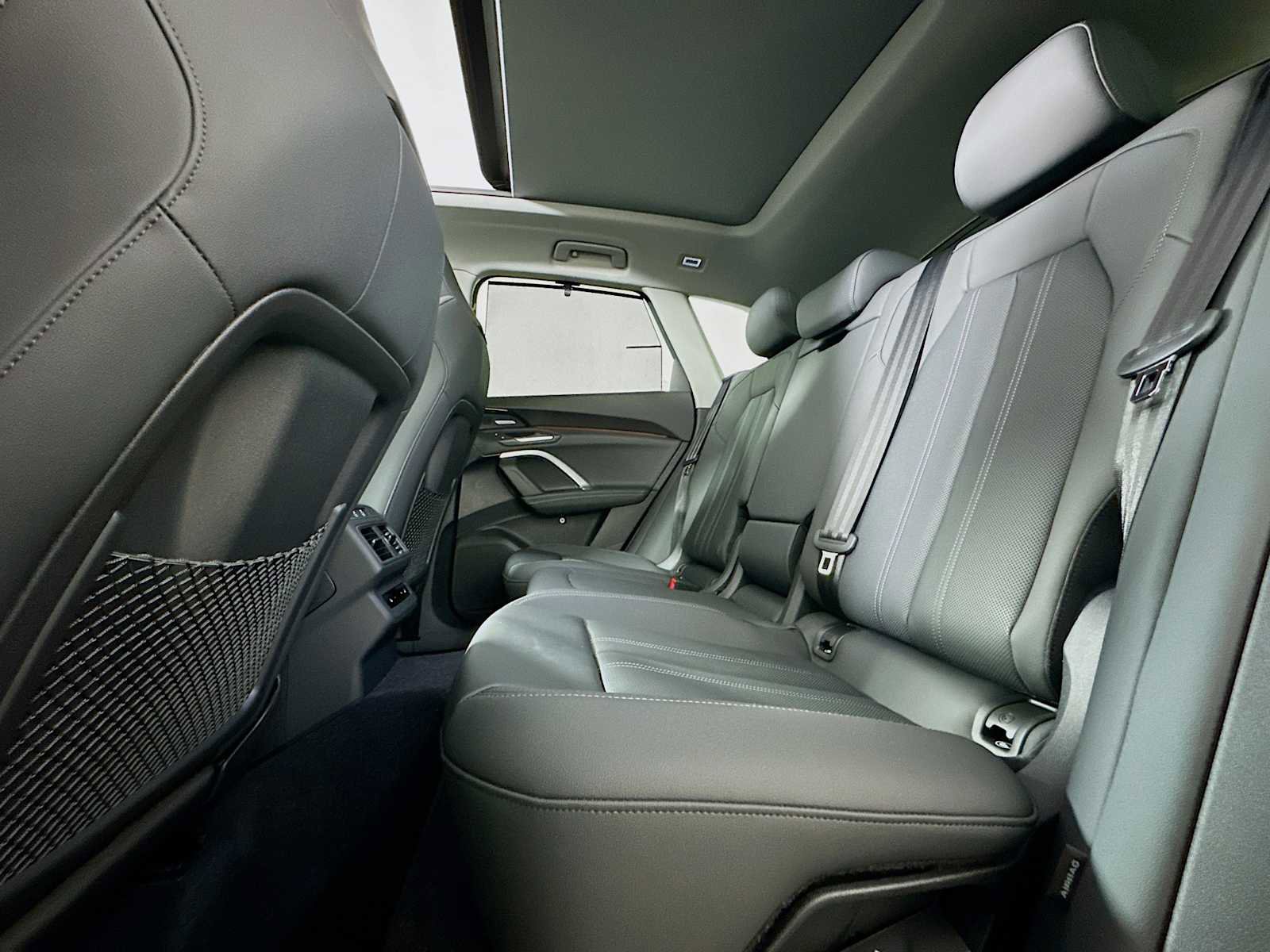 New 2025 Audi Q5 Prestige image 23