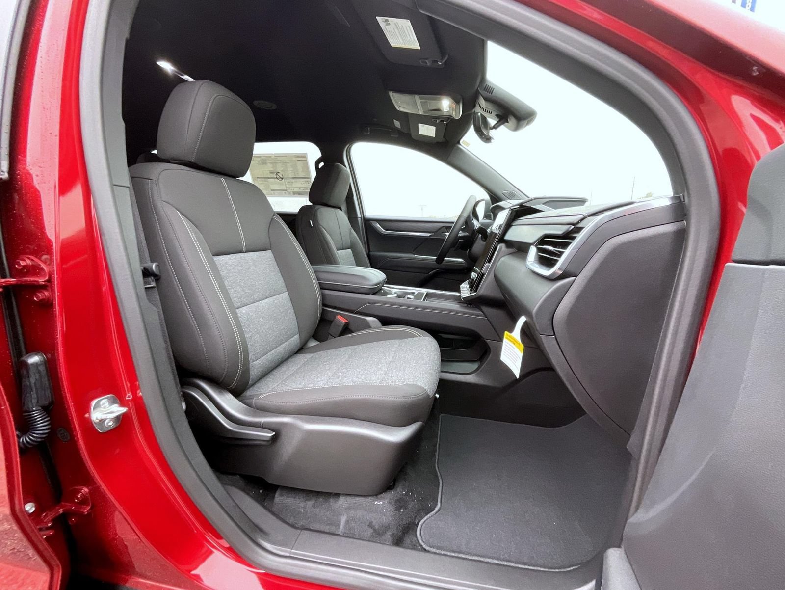 New 2026 GMC Acadia Elevation AWD/4WD image 15