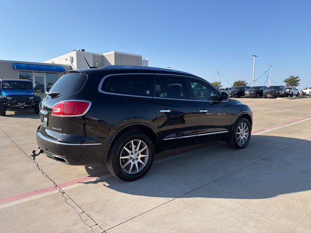 Used 2017 Buick Enclave Leather FWD image 6