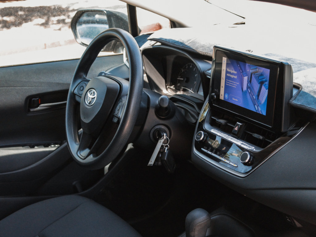 Used 2024 Toyota Corolla LE FWD image 26