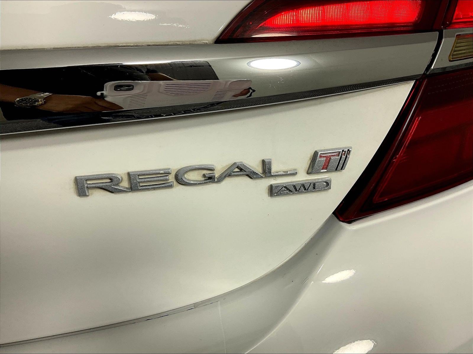 Used 2016 Buick Regal Premium AWD/4WD image 24