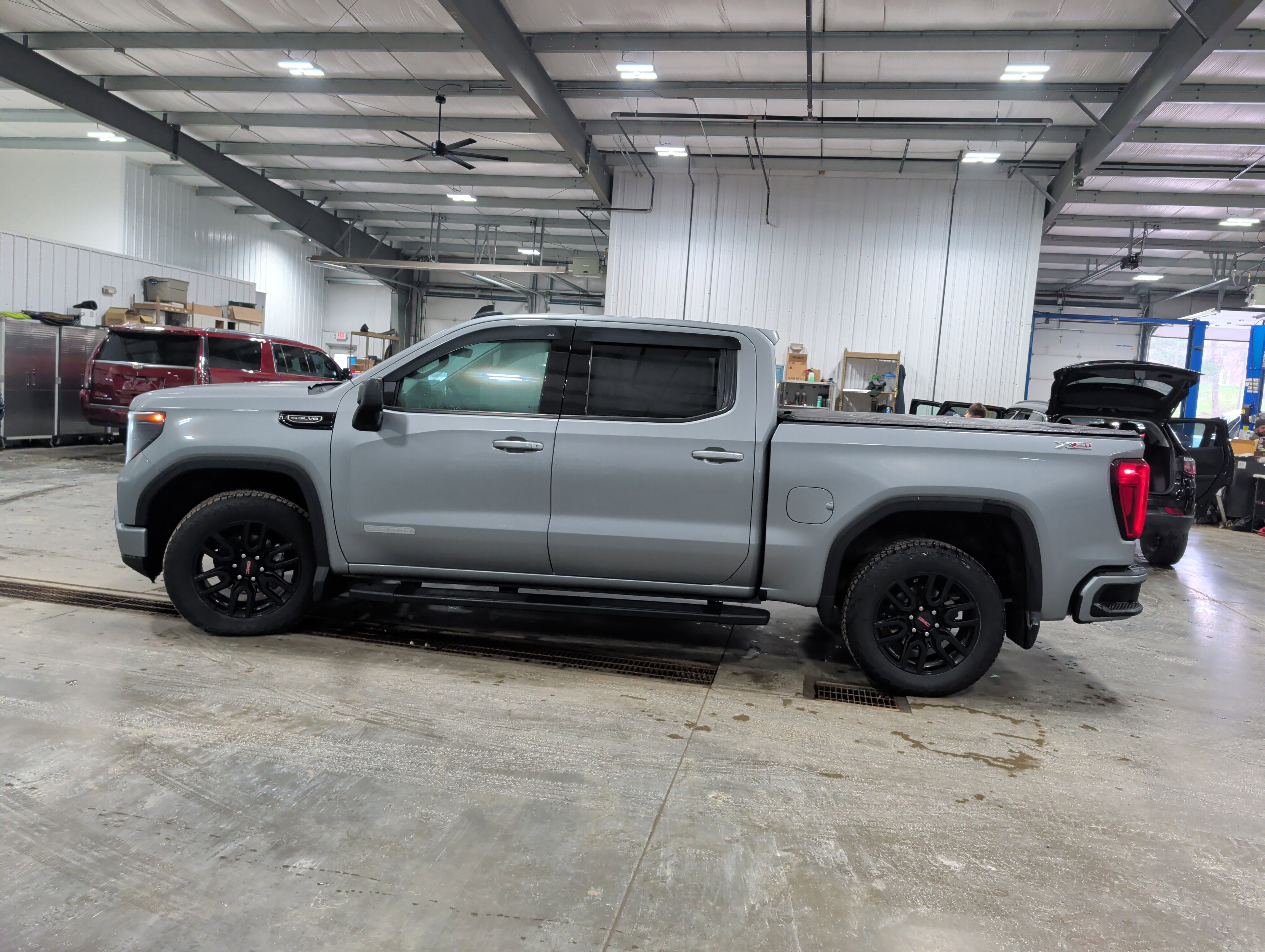 Used 2024 GMC Sierra 1500 Elevation image 5