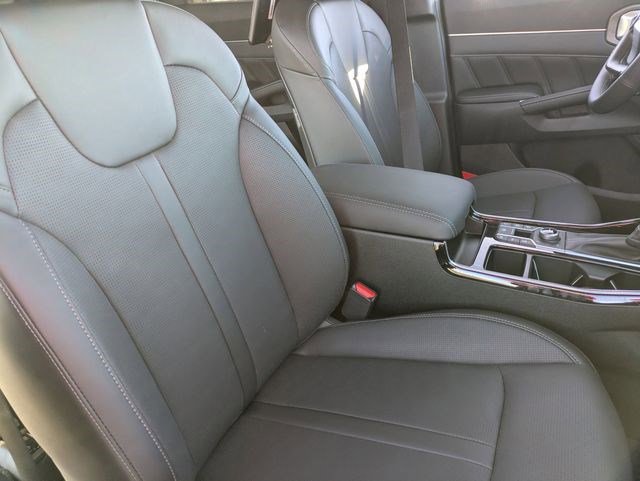 Certified 2026 Kia Sorento SX AWD/4WD image 11